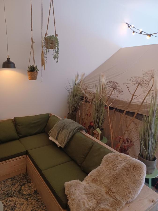 דירות האג 75M2 Indoor Glamping Scheveningen מראה חיצוני תמונה